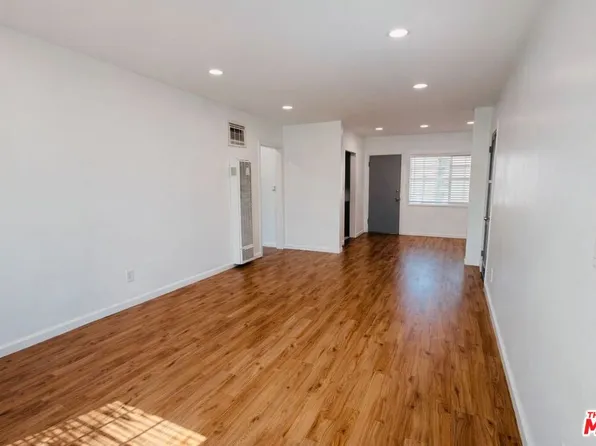 202 N Locust St, Inglewood, CA 90301