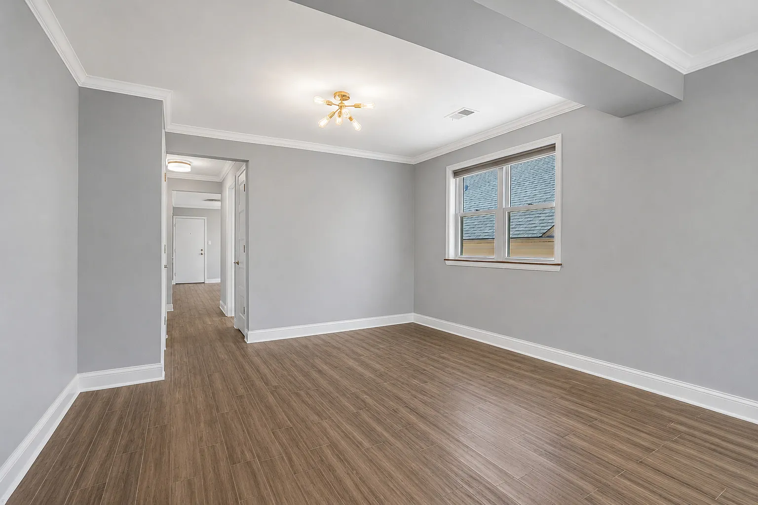 3 bed, 1.5 bath, $3,700 — Photo 4