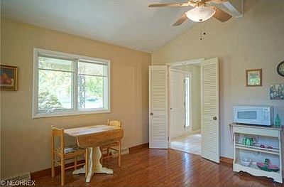 5th image of 30216 Crestview Dr