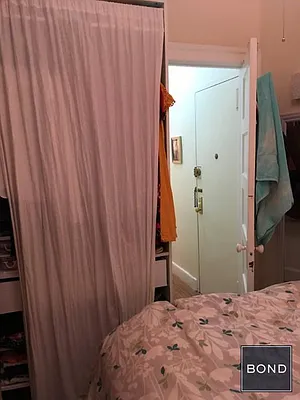 Rented by Bond New York | media 34