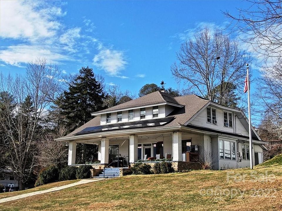 1st image of 489 N Lakeshore Dr