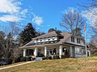 489 N Lakeshore Dr, Lake Junaluska, NC 28745