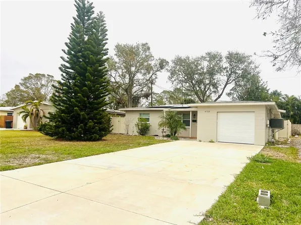 4135 Helena St NE, Saint Petersburg, FL 33703