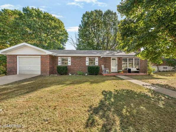 330 Redwing Dr, Jefferson City, MO 65101