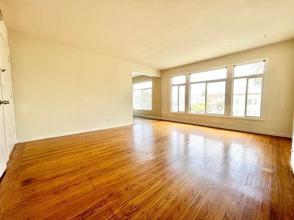 4th image of 201 27th St APT 6