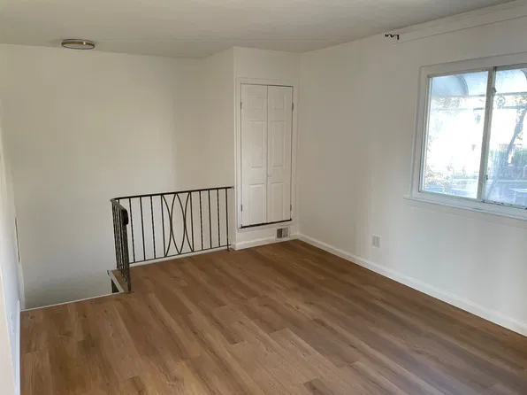 (undisclosed Address), Saint Albans, NY 11412