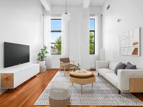 180 Bainbridge Street image 1 of 21