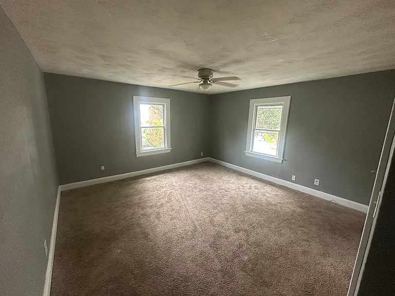 39 Emmons Pl #B — Photo 7