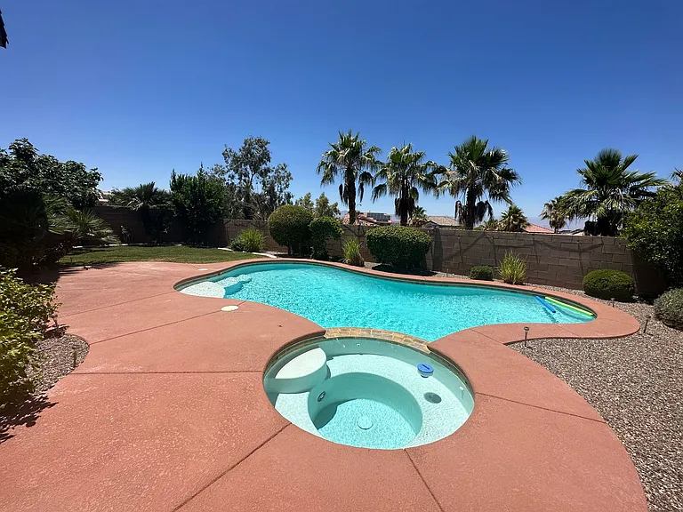 1031 Belle River Ct — Photo 23