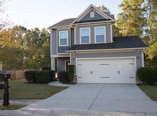 204 Rivers Edge Cir, Simpsonville, SC 29680