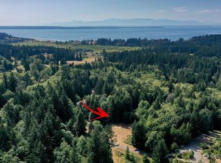 3645 Dandelion Ln, Clinton, WA 98236