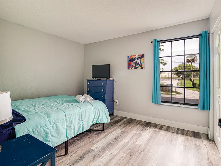 427 W Rich Ave — Photo 10