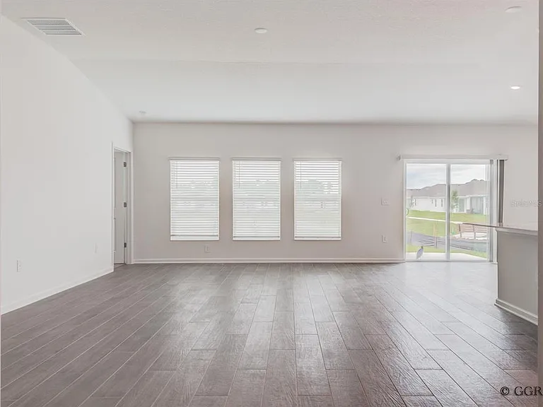 1490 Brentwood Dr — Photo 14