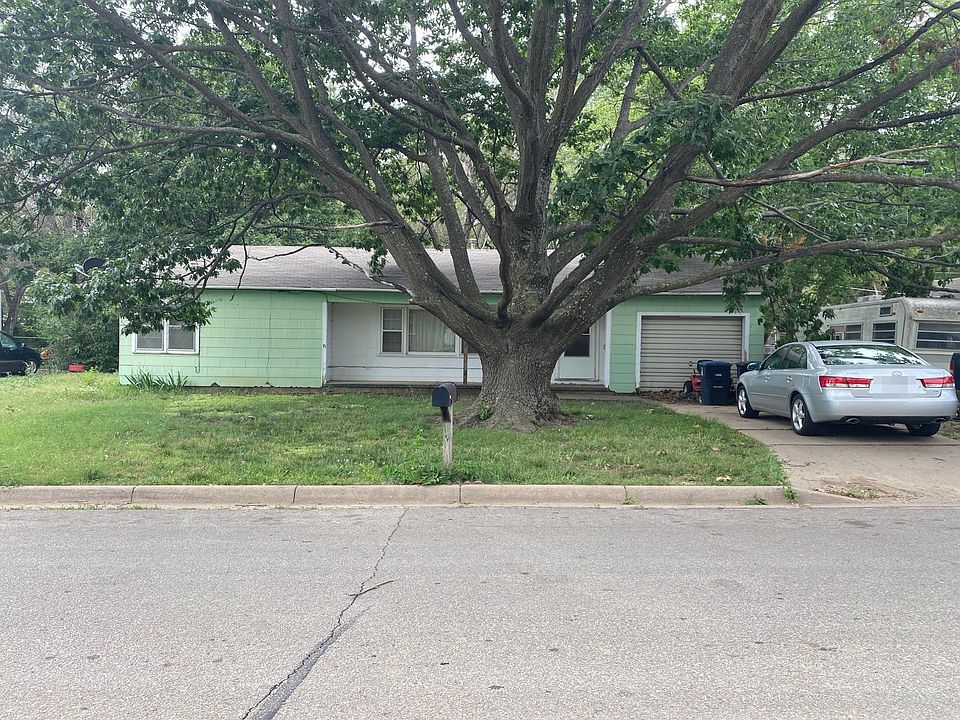 1st image of 1125 S Emporia St