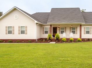 58 Coweta Rd, Hoboken, GA 31542