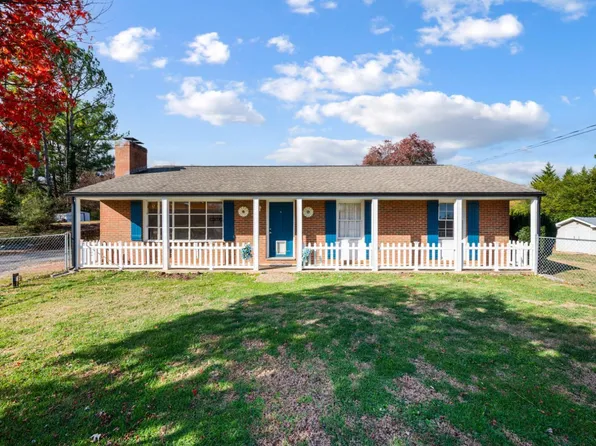 1008 Windy Ridge Dr, Bedford, VA 24523