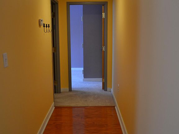 Hallway, Facing Bathroom and Bedroom