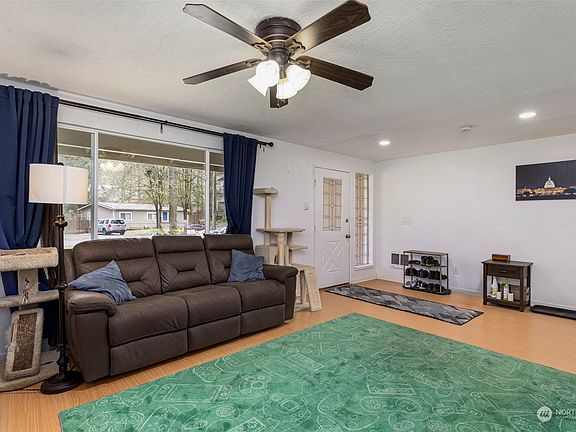 5th image of 14108 NW Huckleberry Lane