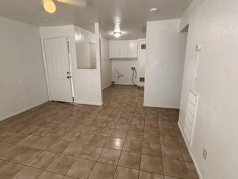 1316 E California Ave #A — Photo 9