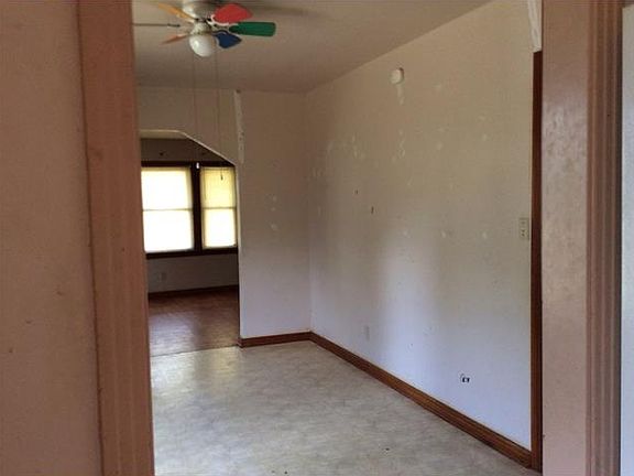 2nd image of 1153 Main Ave