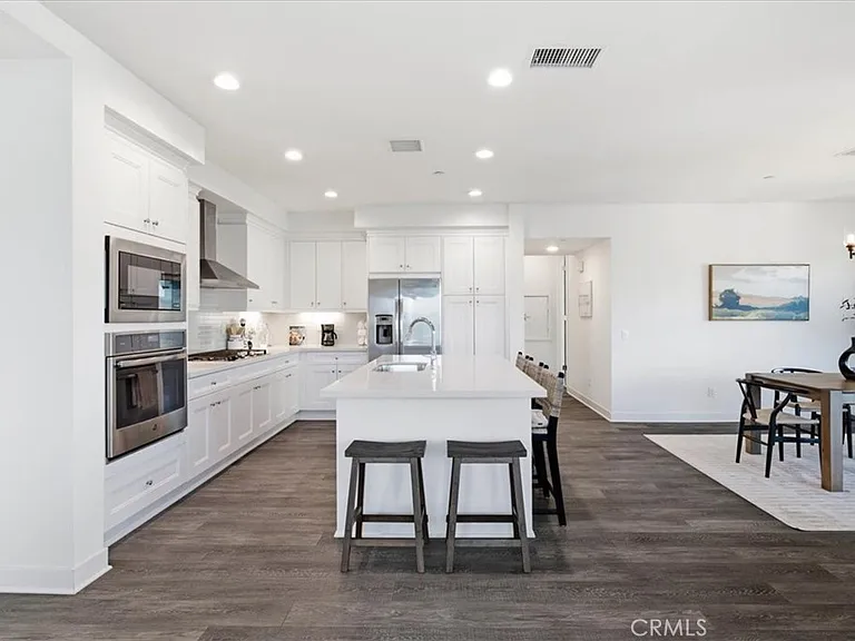 657 Doheny Way — Photo 13
