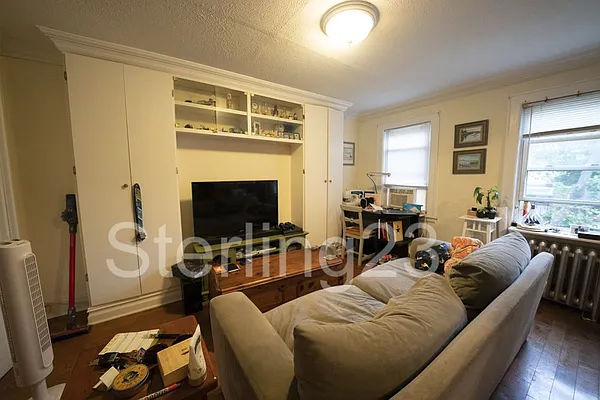 Rented by Sterling Realty Solution Inc | media 60