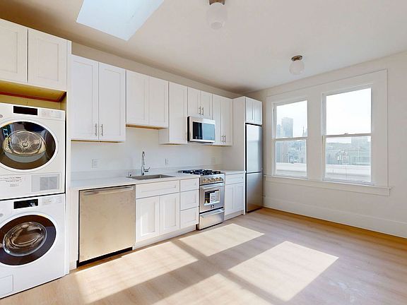 5th image of 513 Greenwich St