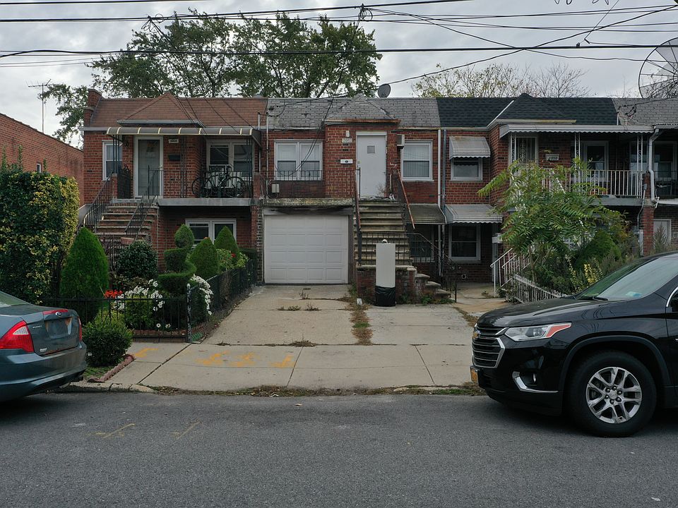 1st image of 2052 E 53rd Pl