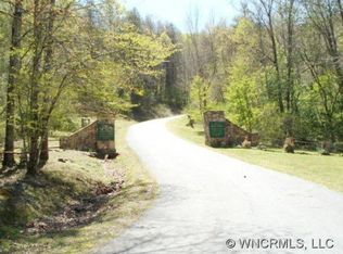 92-94 Bear Ridge Rd, Bakersville, NC 28705