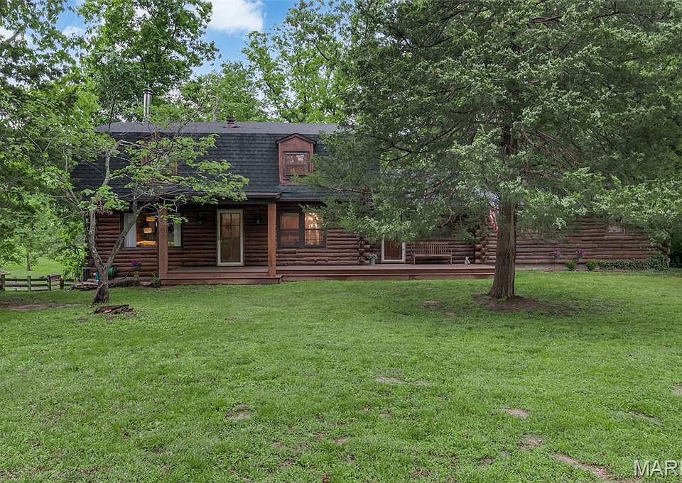 1st image of 7 Wilderness Ln