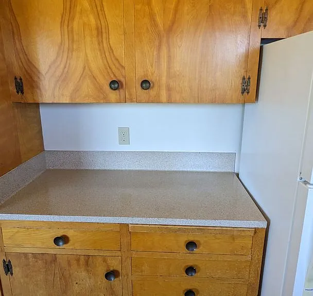 Bel Air Apartments — Photo 37