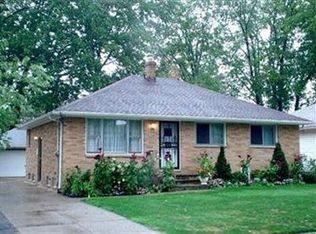 682 E 240th St, Euclid, OH 44123