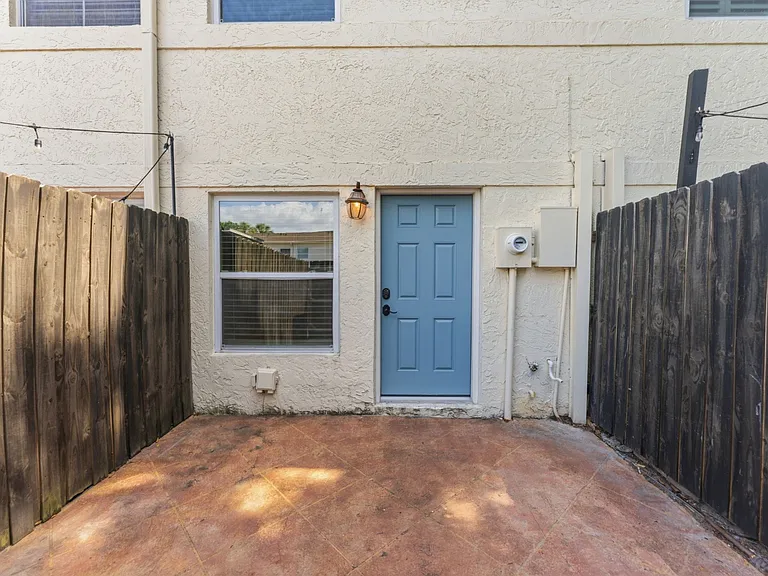 4233 La Sorrento Ct — Photo 17