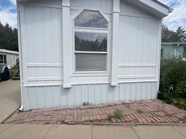 3301 W 2nd Street, North Platte, NE 69101