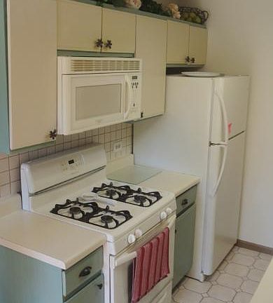 2nd image of 633 Mallard Ct APT B2