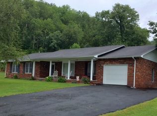 2412 Charles St, Richlands, VA 24641