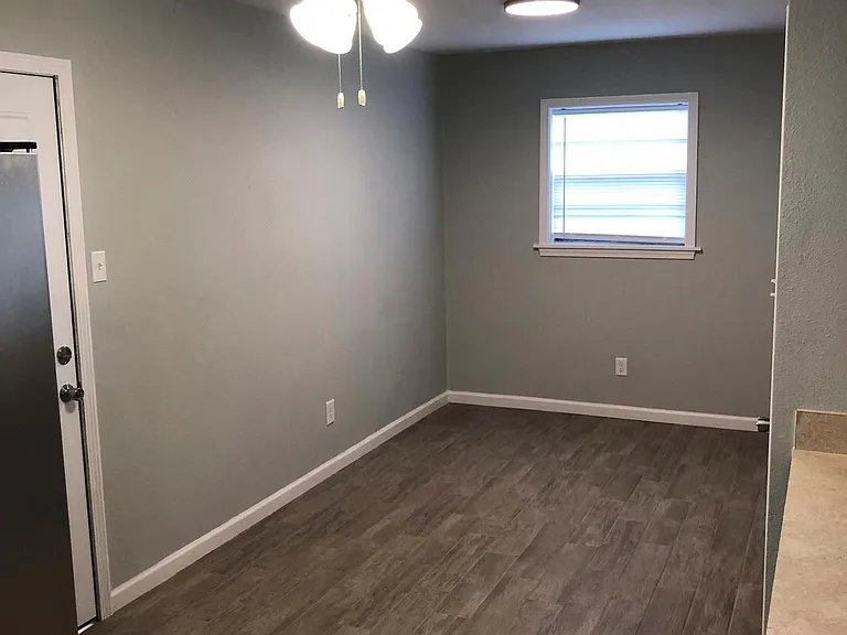 7628 Macon Dr — Photo 14