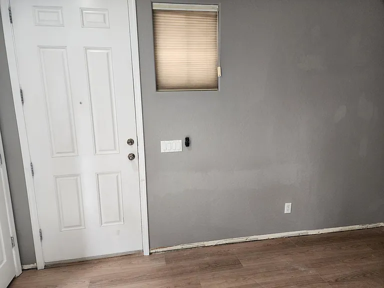 3876 E Flower St — Photo 5