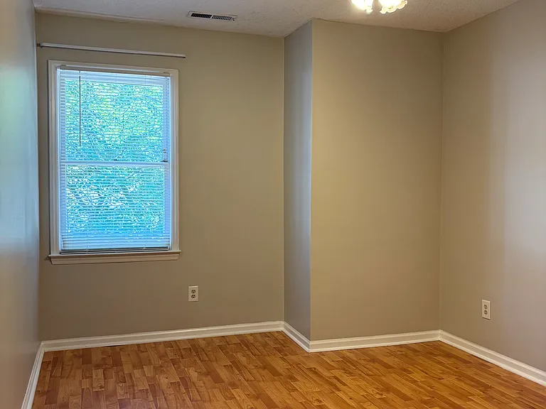 2027 Trexler Ct — Photo 13