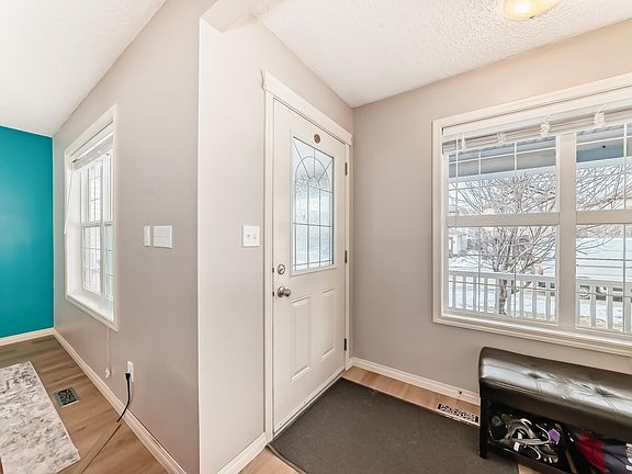 5th image of 278 Suncrest Rd