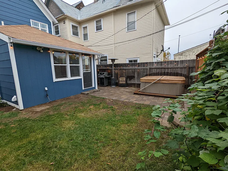1033 12th Ave — Photo 19