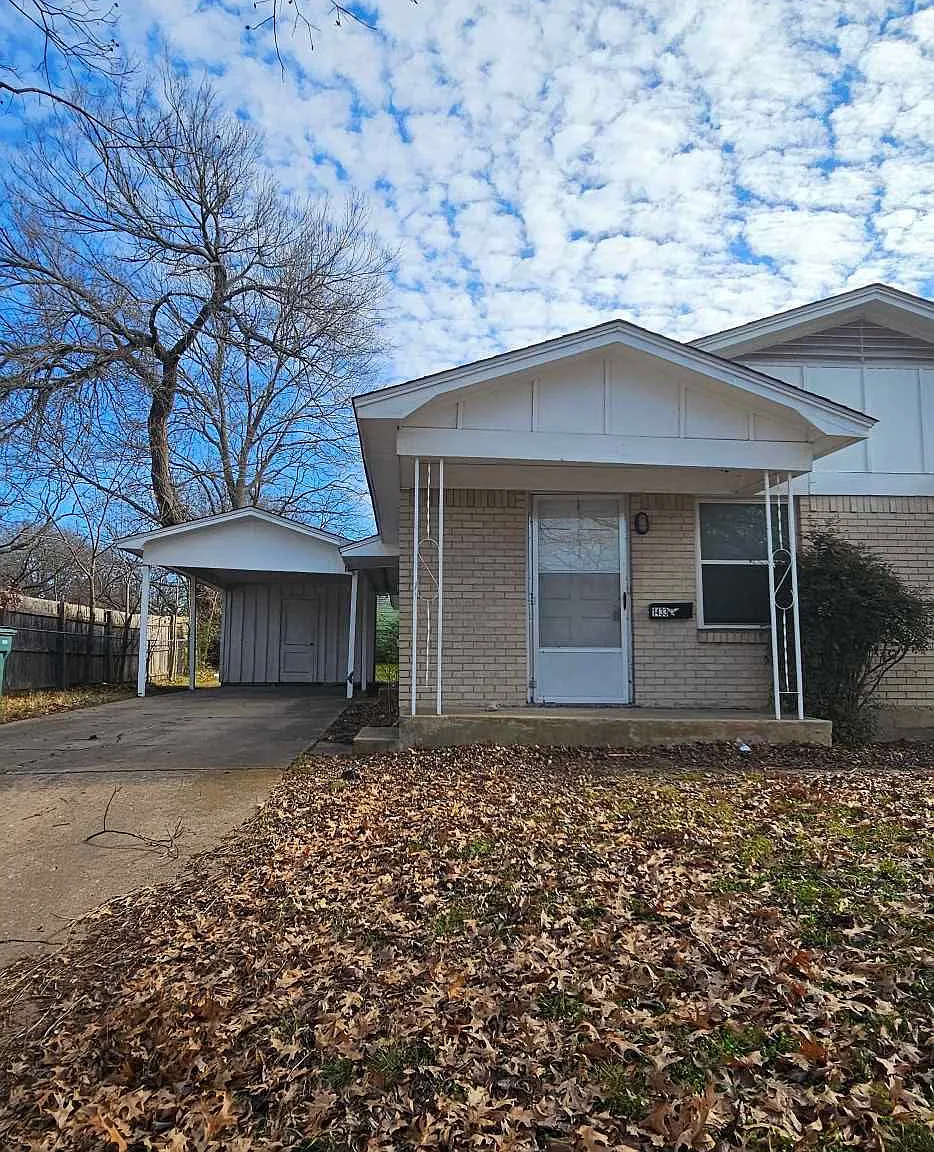 1433 S Rusk St, Sherman, TX 75090 - 1 — Photo 3