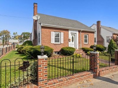 228 Neponset Valley Pkwy, Hyde Park, MA, 02136