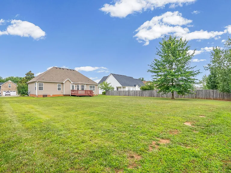 3932 Gaine Dr — Photo 28