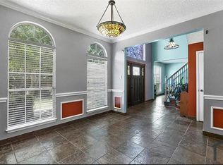 203 Crane Dr, Grand Prairie, TX 75052