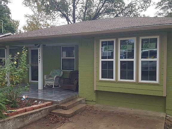 3rd image of 1107 Northside Dr