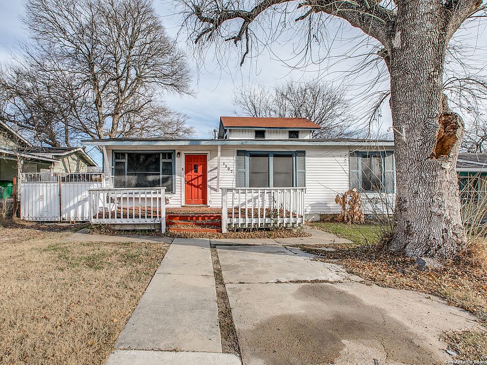 1st image of 1127 Alexander Hamilton Dr