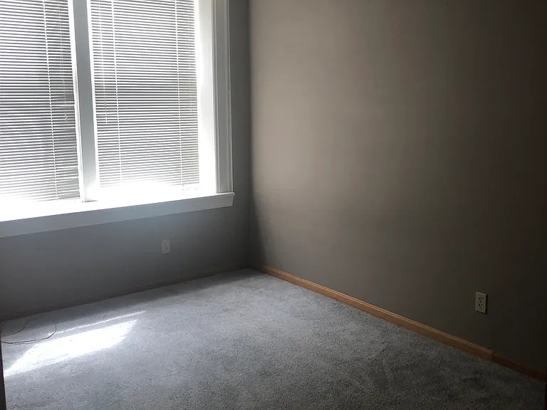 101 S Main St — Photo 12