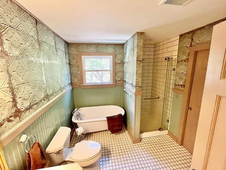 1745 Skyline Rd — Photo 9
