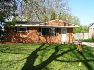 1625 Benjamin Ave NE, Grand Rapids, MI 49505
